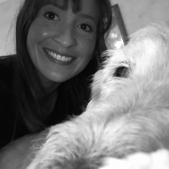 Meet your Posher, Sofia - Picture 2 of 2